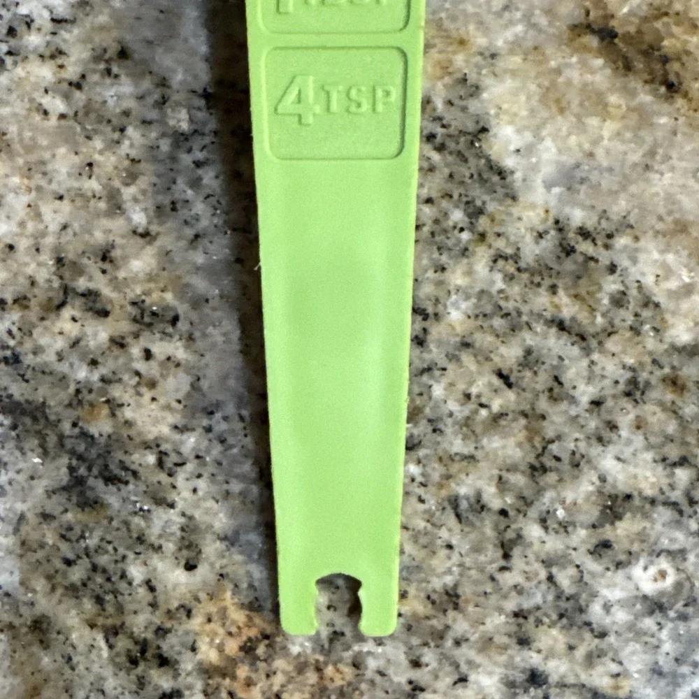 Tupperware Replacement Green 1 Tbsp or 4 Tsp Measuring Spoon #1272‎